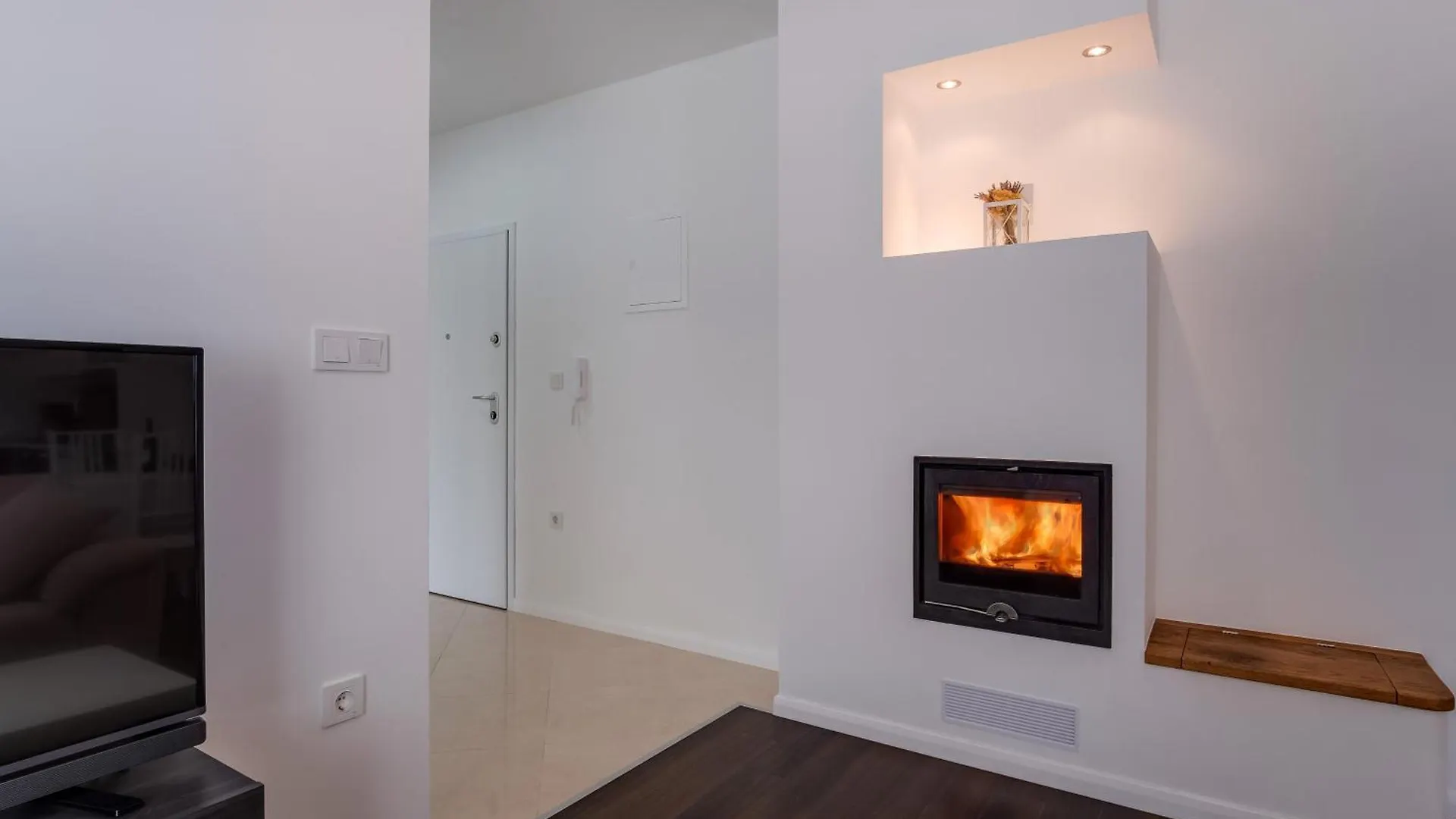 Apartment Mirna Nerezine 0*,
